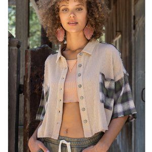 19874 POL Cropped Plaid Spliced Shirt